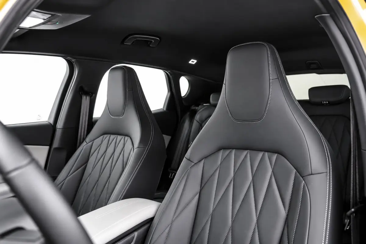 Premium Extended Range 340pk AWD 79KWh | Warmtepomp | B&O Audio | Head-Up | Leder | Dodehoek Detectie