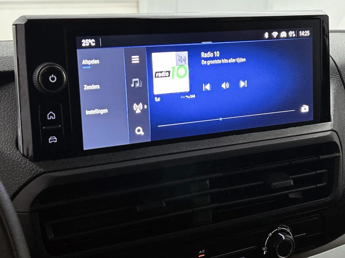 2.0 Diesel 145 L3 DC | Trekhaak | Lichtmetalen velgen | Dubbel Cabine!