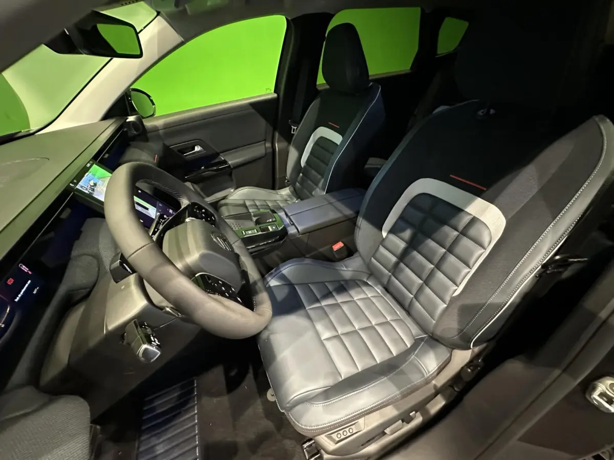 1.2 Hybrid 145 Max | 360 Graden camera |