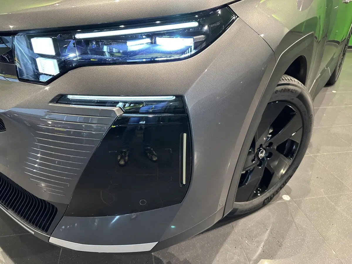 1.2 Hybrid 145 Max | 360 Graden camera |