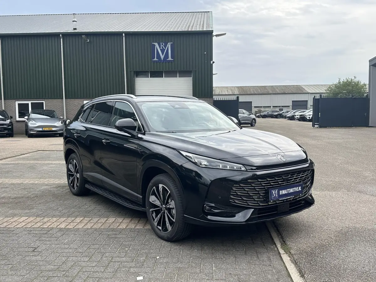 1.5 Luxury PLUG-IN HYBRIDE | 272 PK | NIEUWE AUTO | >1.000 KM TOTAAL BEREIK | 1E REGISTRATIE 03-2026 | 360° CAMERA | ELEKTRISCHE ACHTERKLEP | 7 JAAR MG GARANTIE T/M 2033 | APPLE CARPLAY | A