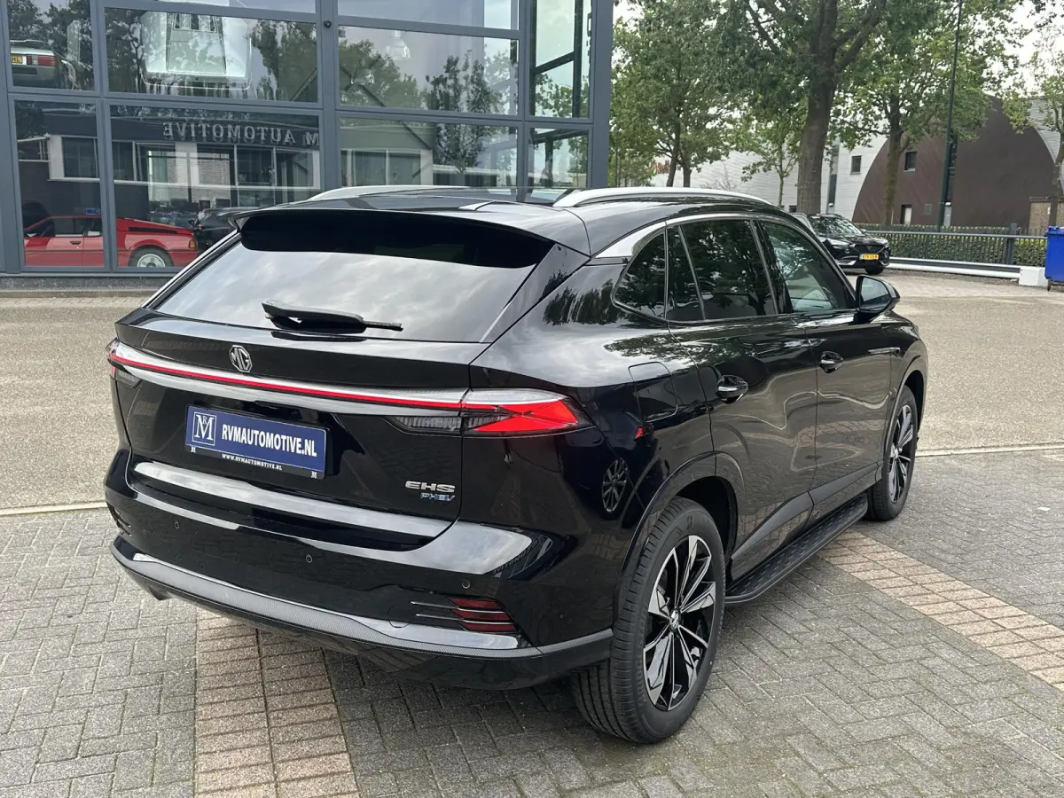 1.5 Luxury PLUG-IN HYBRIDE | 272 PK | NIEUWE AUTO | >1.000 KM TOTAAL BEREIK | 1E REGISTRATIE 03-2026 | 360° CAMERA | ELEKTRISCHE ACHTERKLEP | 7 JAAR MG GARANTIE T/M 2033 | APPLE CARPLAY | A