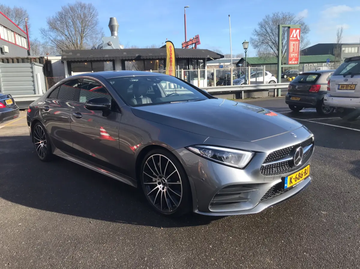 350 d 4MATIC Premium Plus / AMG - pack / PANO / FULL OPTION /