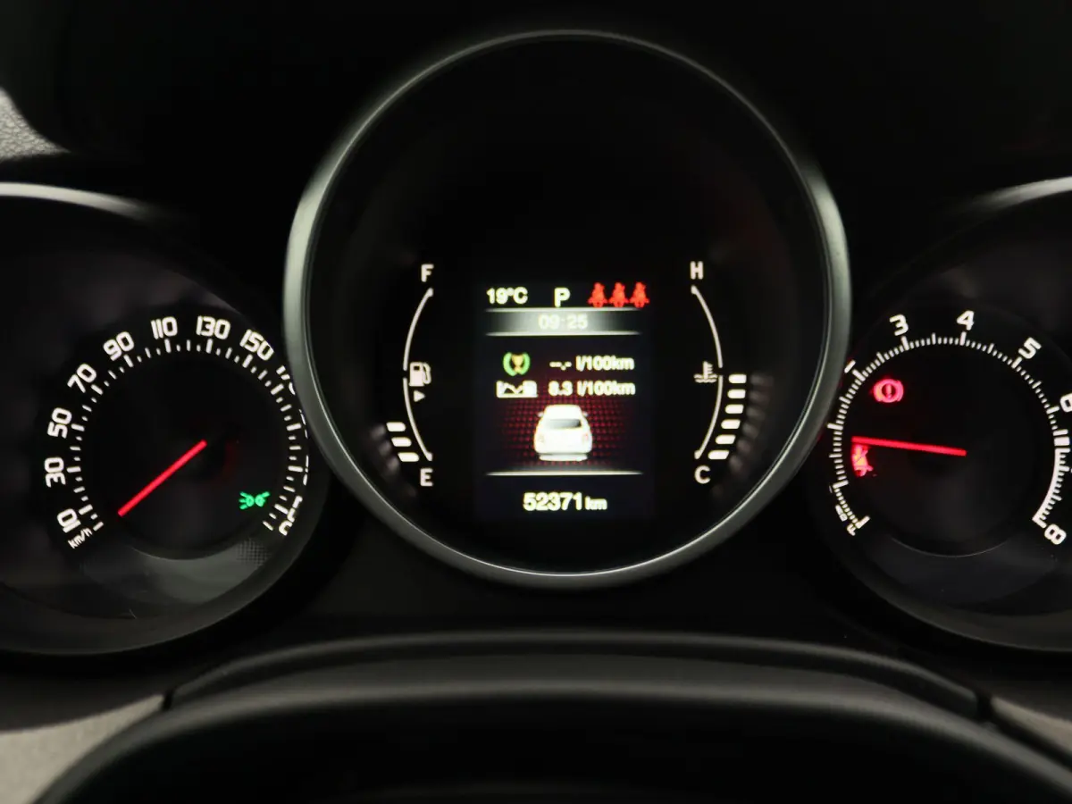 1.4 Turbo MultiAir Lounge | Automaat | Navigatie | Camera | 18" Lichtmetalen velgen