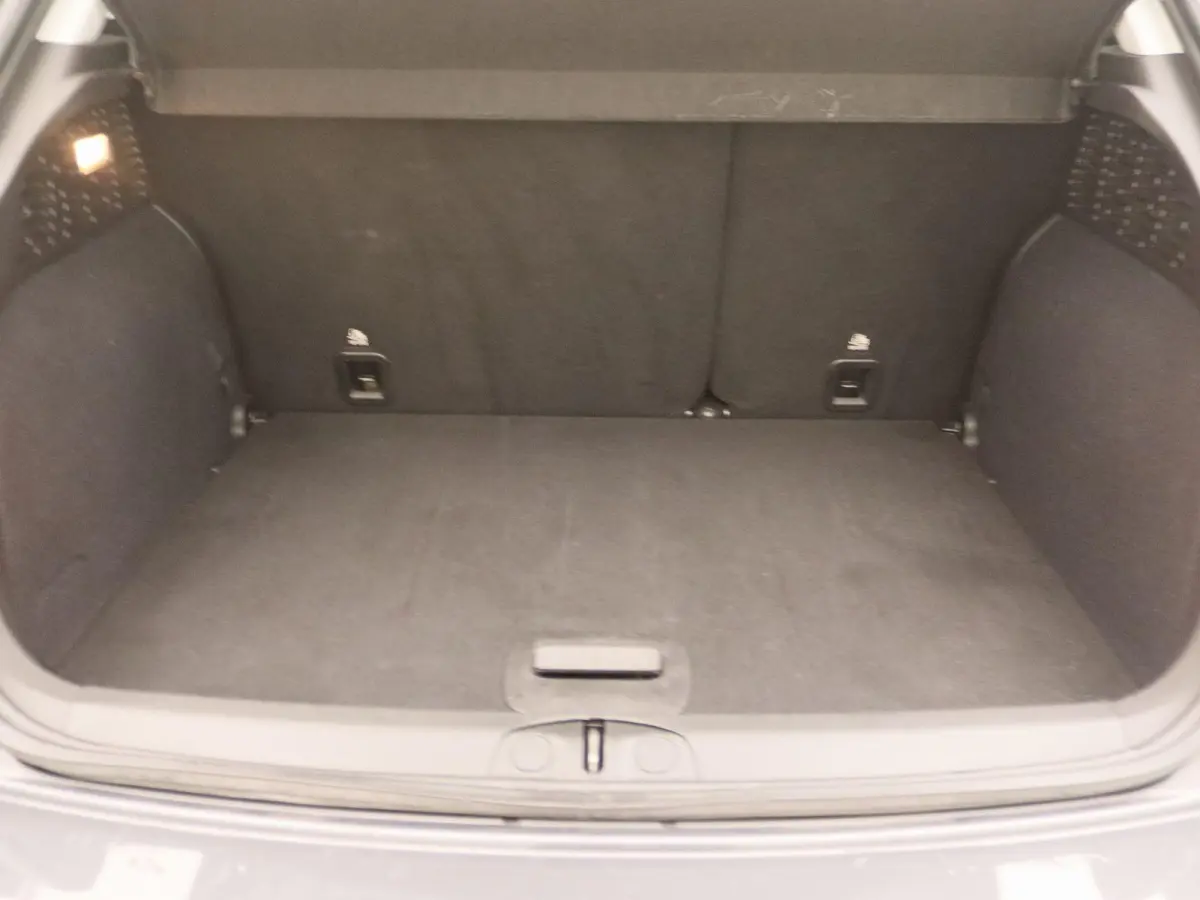 1.4 Turbo MultiAir Lounge | Automaat | Navigatie | Camera | 18" Lichtmetalen velgen