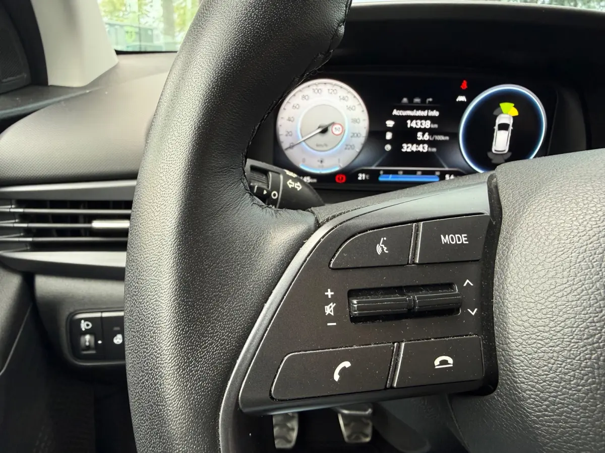 1.0 T-GDI Premium - Climate - Navi - Parkeerhulp - Virt.Cockpit