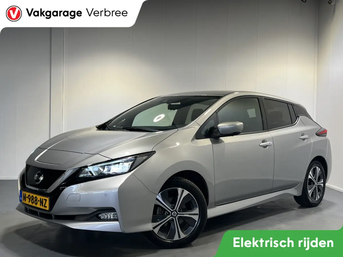 e+ Tekna 62 kWh | Navigatie/Android/Apple Carplay | LM Velgen 17" | Voorstoelen/Achterbank Verwarmd | Warmtepomp | Cruise Control Adaptief | Airco |