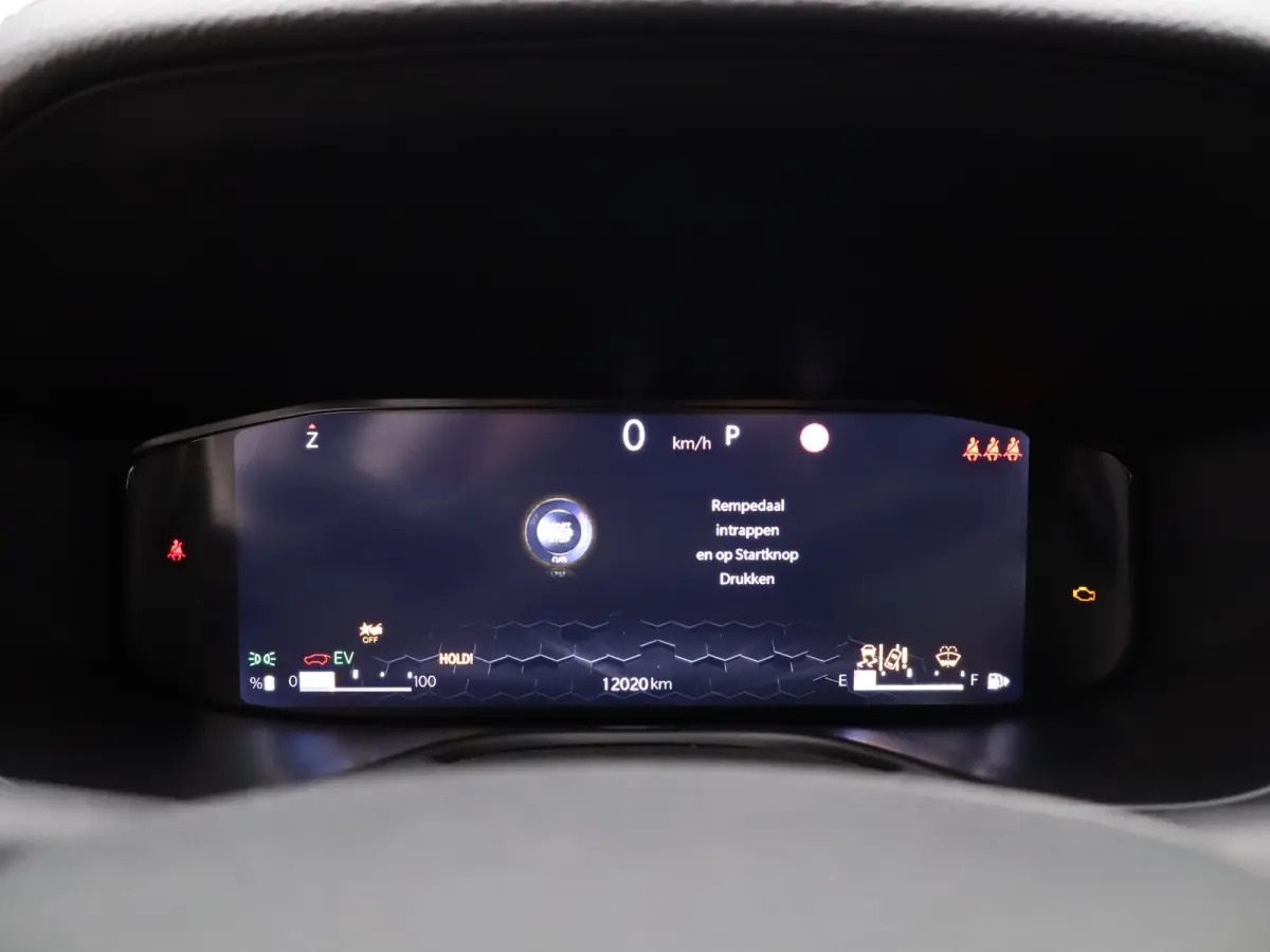 1.5T e-Hybrid S Lederen Bekleding | Camera | Stoelventilatie | Stoelverwarming | Elektrisch Verstelbare Stoel | Parkeersensoren Voor en Achter | 19" Lichtmetalen Velgen