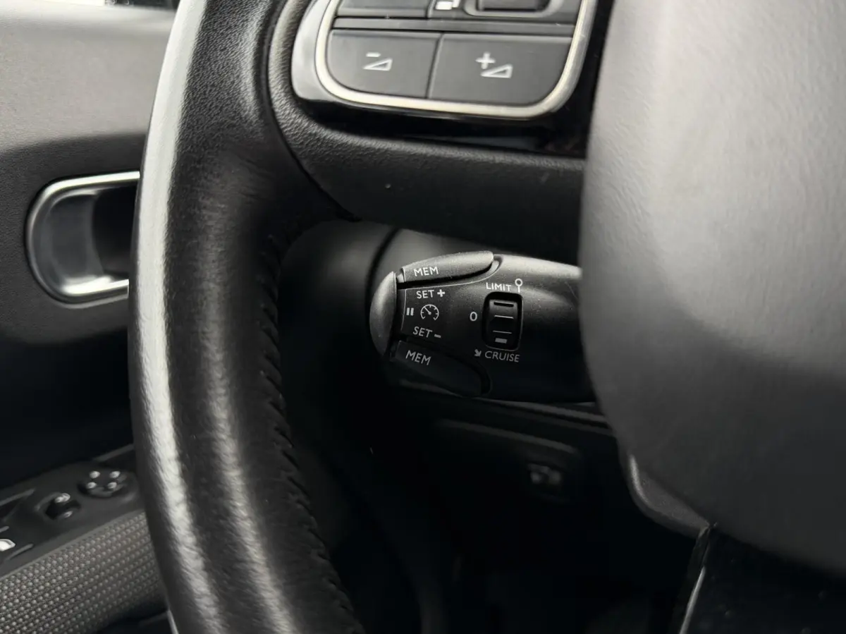 1.2 Automaat, Trekhaak, Carplay, Dist.vv