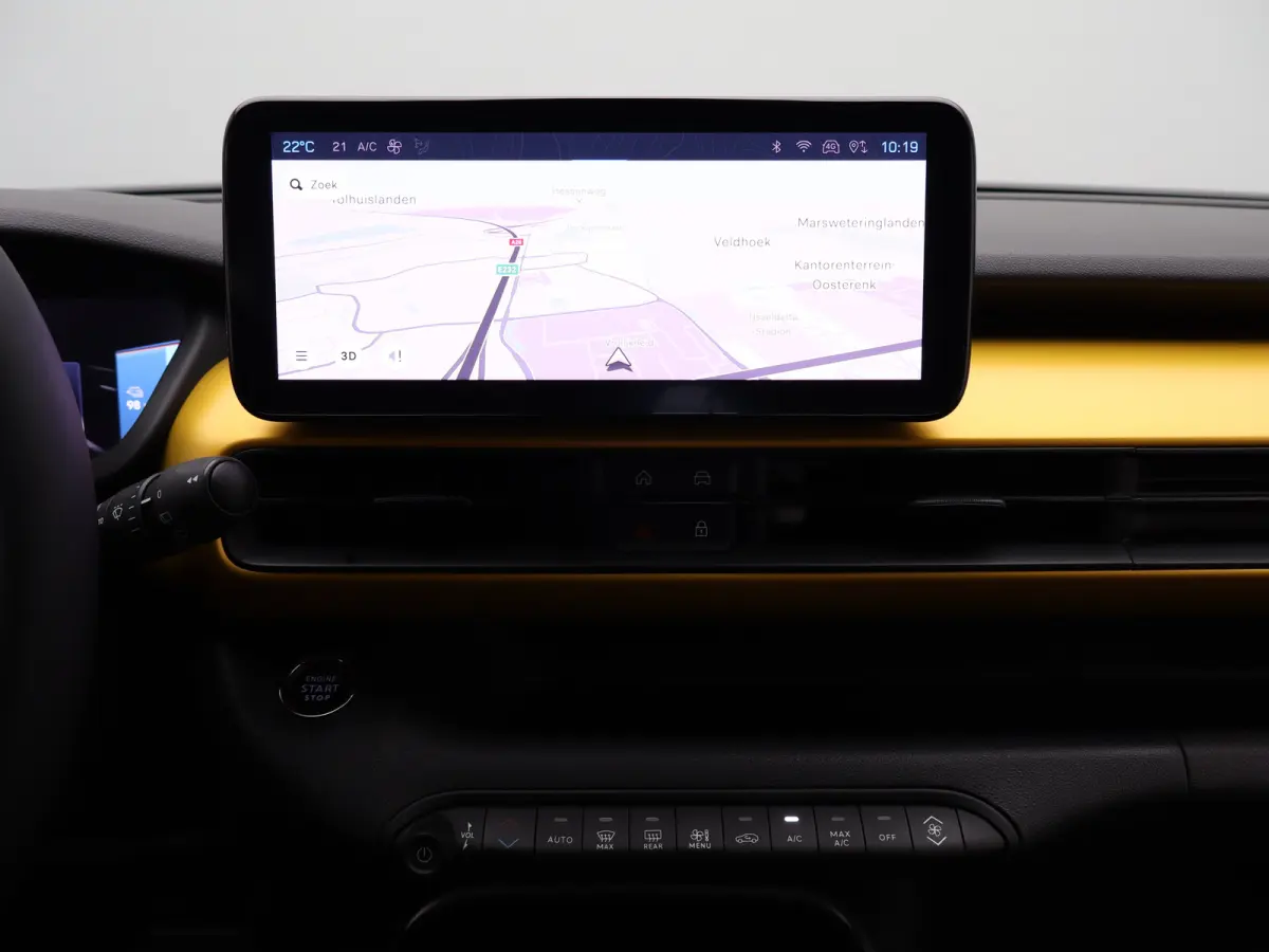 1st Edition 54 kWh SOH 95% | Stoelverwarming | Camera | Parkeersensoren Voor en Achter | Apple Carplay/Android Auto