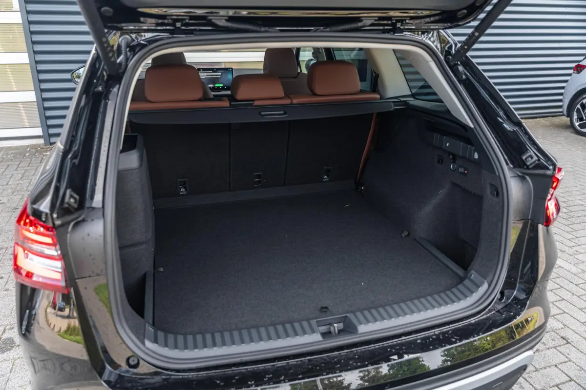 1.5 TSI PHEV 204pk Business Edition Plus | LMV 20'' | Panoramadak