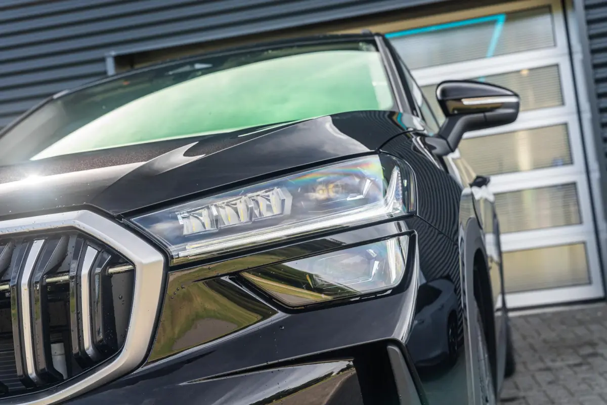 1.5 TSI PHEV 204pk Business Edition Plus | LMV 20'' | Panoramadak