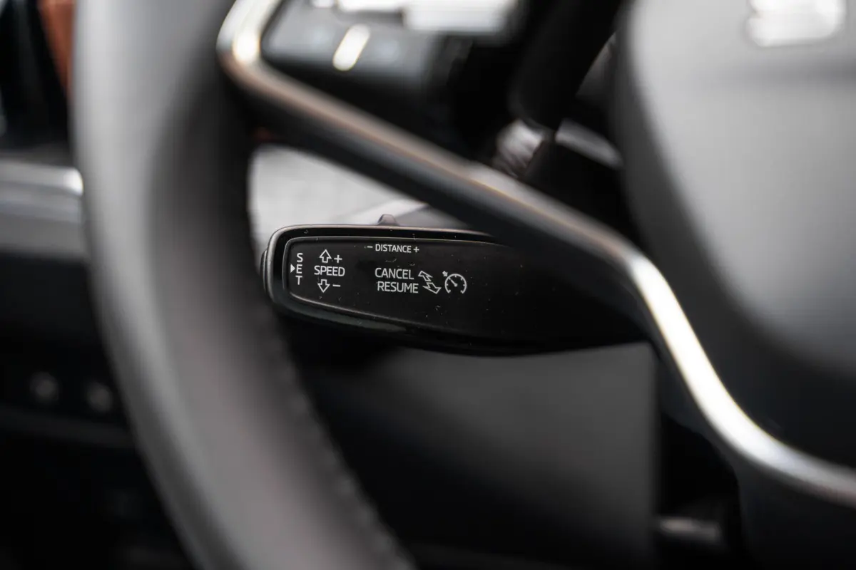 1.5 TSI PHEV 204pk Business Edition Plus | LMV 20'' | Panoramadak