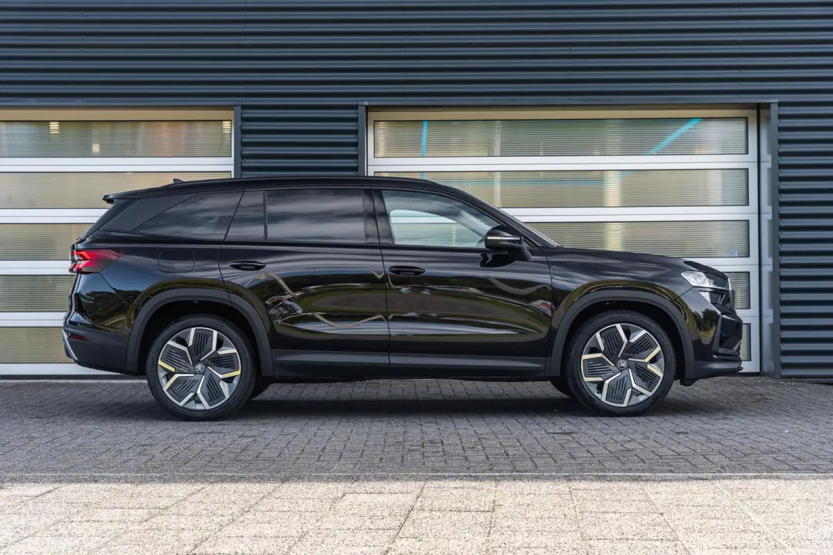 1.5 TSI PHEV 204pk Business Edition Plus | LMV 20'' | Panoramadak