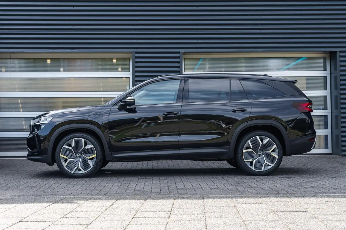 1.5 TSI PHEV 204pk Business Edition Plus | LMV 20'' | Panoramadak