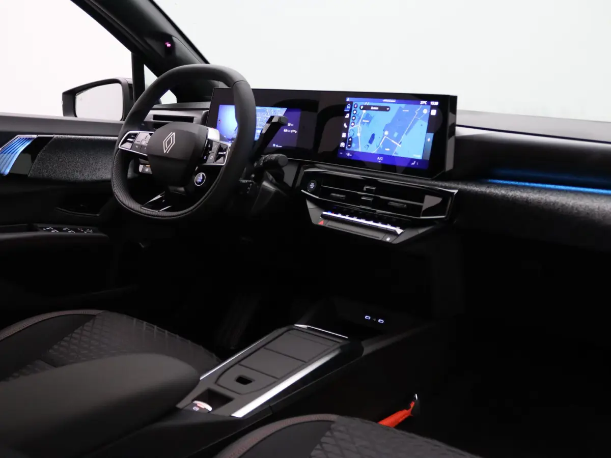 160pk Hybrid techno Apple Carplay/Android Auto | Climate