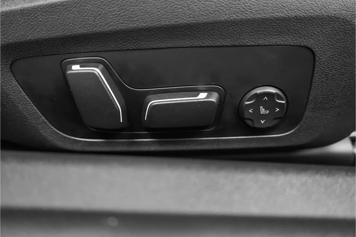 220i M-Sport Pano Leder Camera Memory