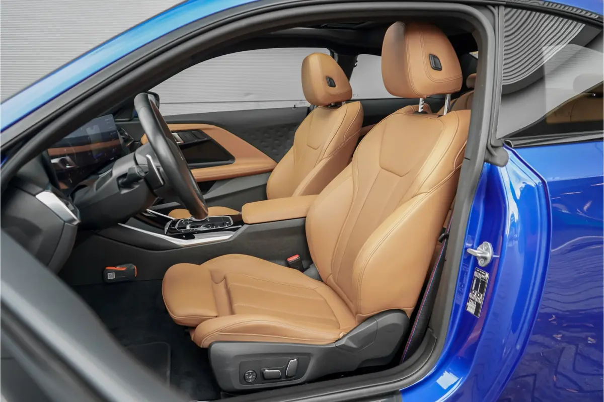 220i M-Sport Pano Leder Camera Memory