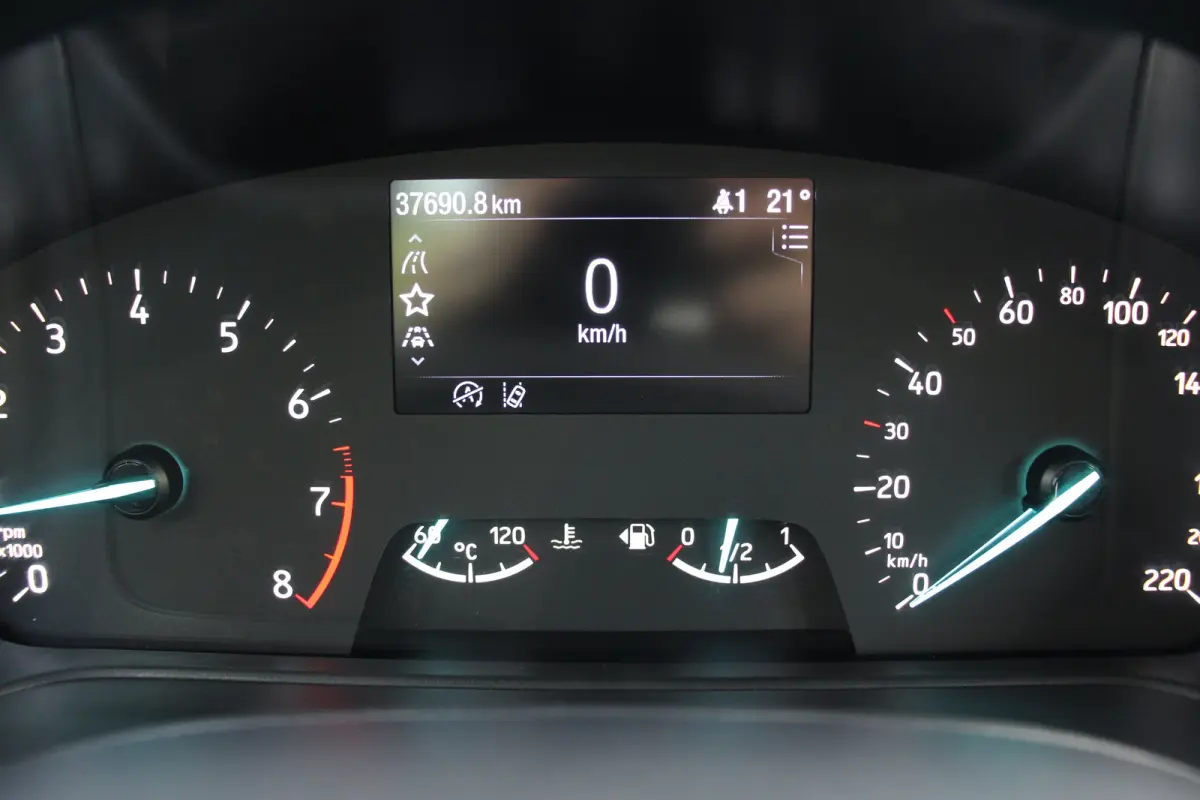 1.0 EcoBoost Titanium | ORIGINEEL NL! | DEALER OH! | CARPLAY | CRUISE | CLIMATE CONTROL | PARK SENSOR