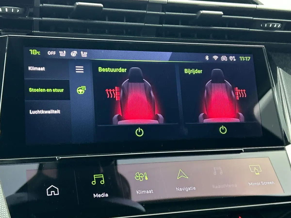 1.2 PureTech Allure Pack 130pk Automaat Comfort Pakket Ergo comfort stoel Electrische stoelverstelling lichtmetalen velgen stoelverwarming Camera Navigatie Climate Control Dab Led Parkeer se