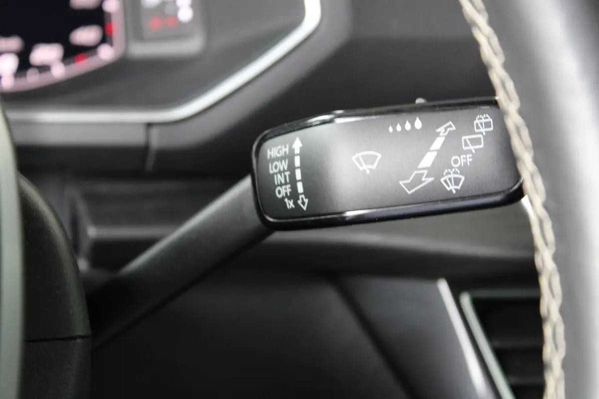 1.5 TSI Xcellence Business Intense | Beats Audio | Dode-hoekdetectie | Elektrische achterklep | Adaptieve cruise control |