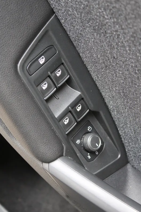 1.5 TSI Xcellence Business Intense | Beats Audio | Dode-hoekdetectie | Elektrische achterklep | Adaptieve cruise control |