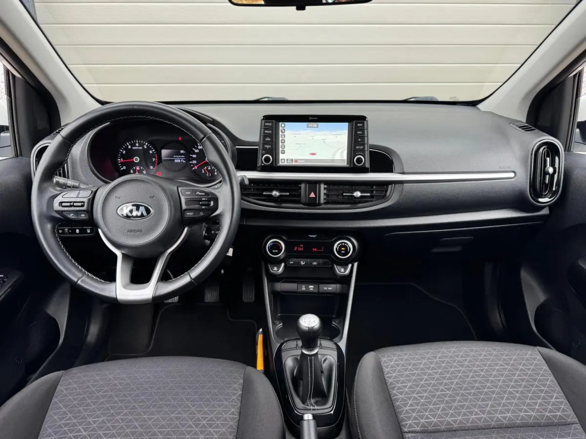1.0 CVVT DynamicPlusLine Cruise/Camera/Navi/CarPlay/NLAuto/All Season banden