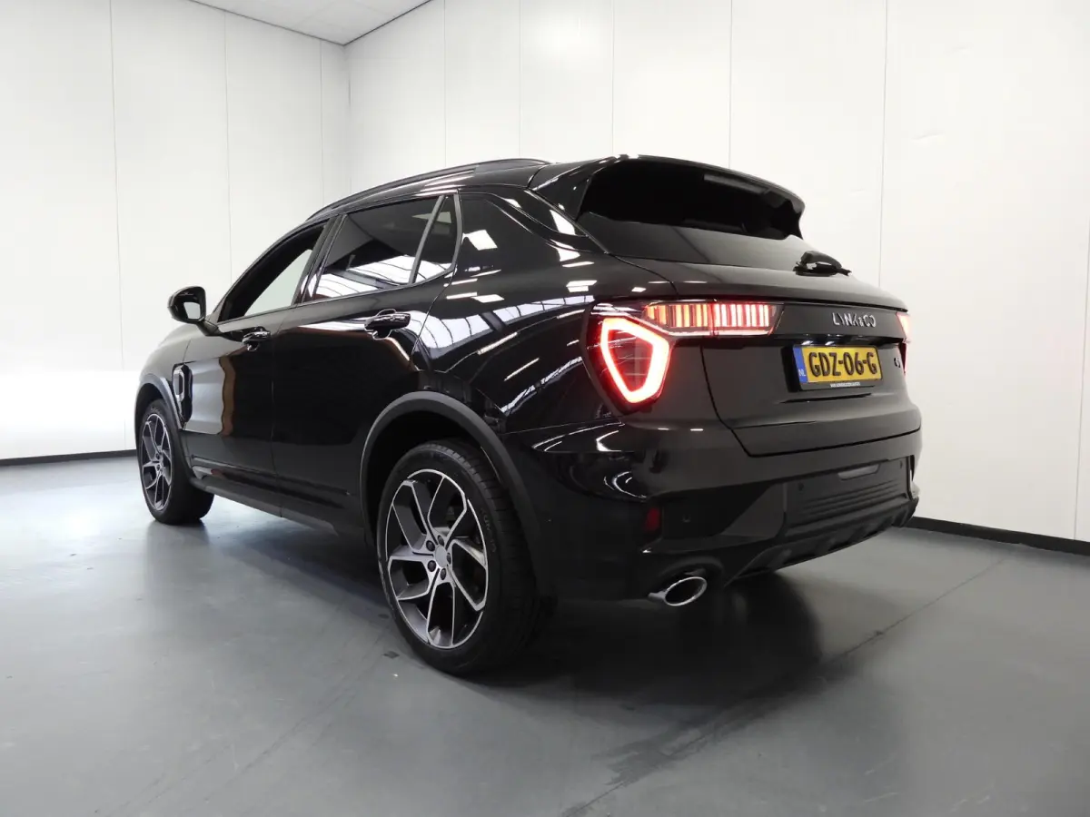 1.5 PHEV BlackLine STUURVERW./360CAM/SCHUIFDAK/LED/20"LMV!