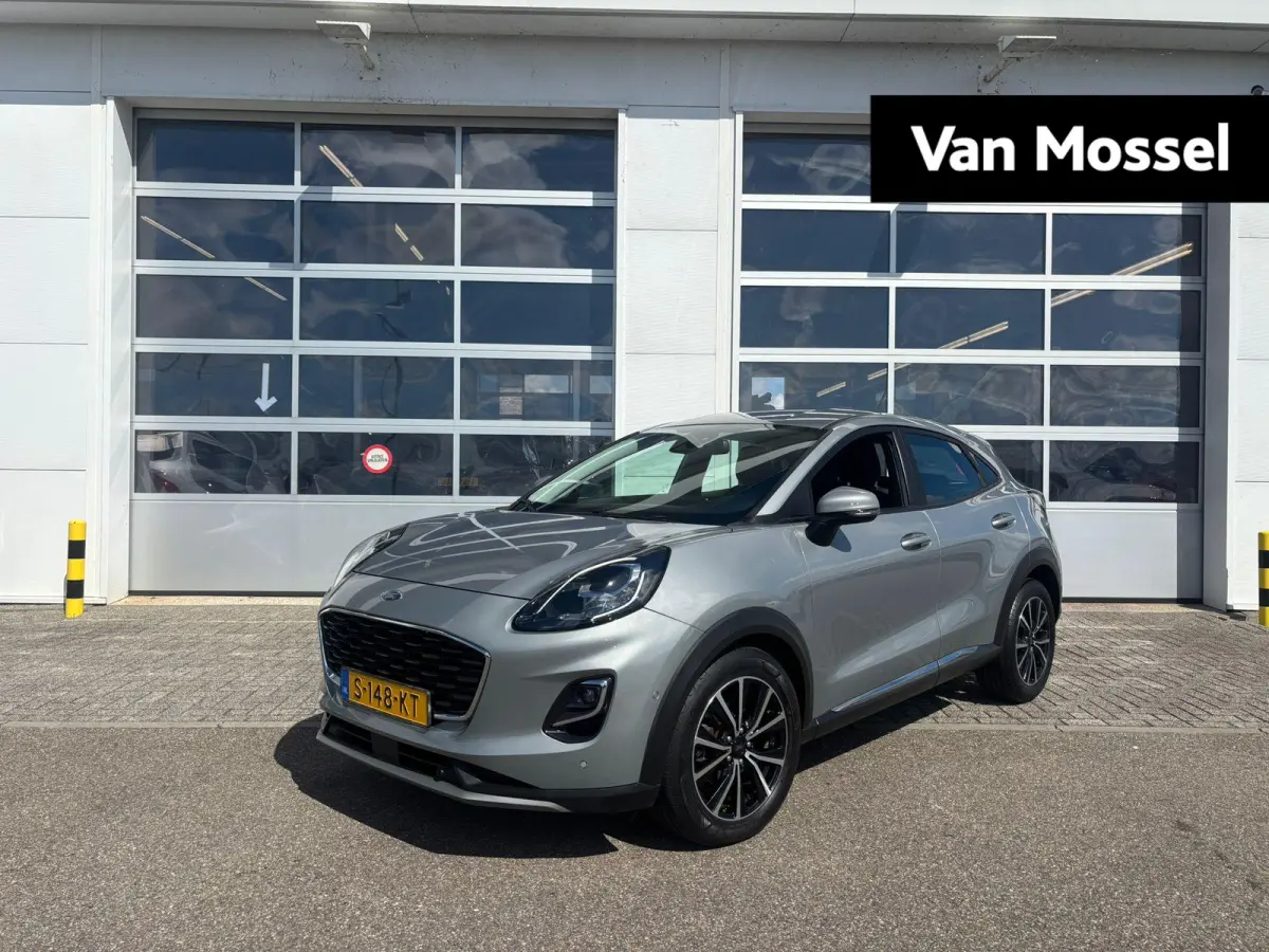 1.0 EcoBoost Titanium | Wintepakket Stoel/Stuur/Voorruit Verwarming ! | Sync 4 Systeem | Achteruitrij Camera |