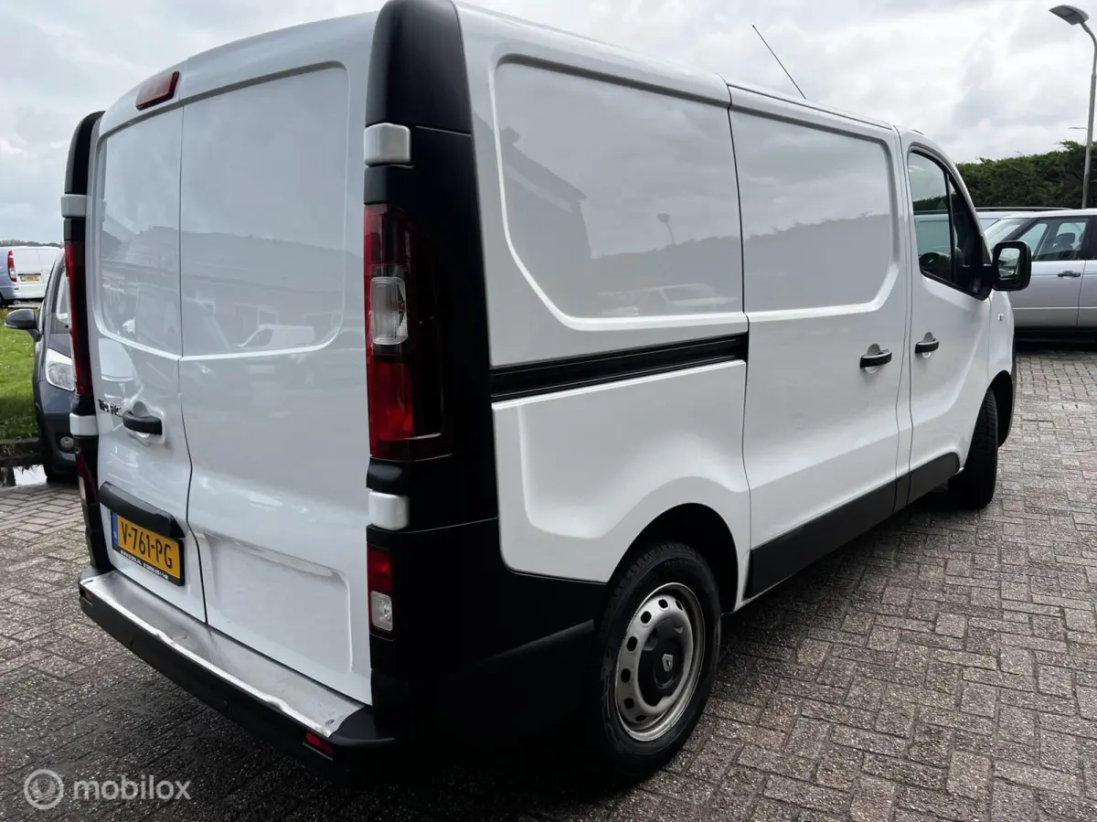 bestel 1.6 dCi T27 L1H1 Comfort 201120 km