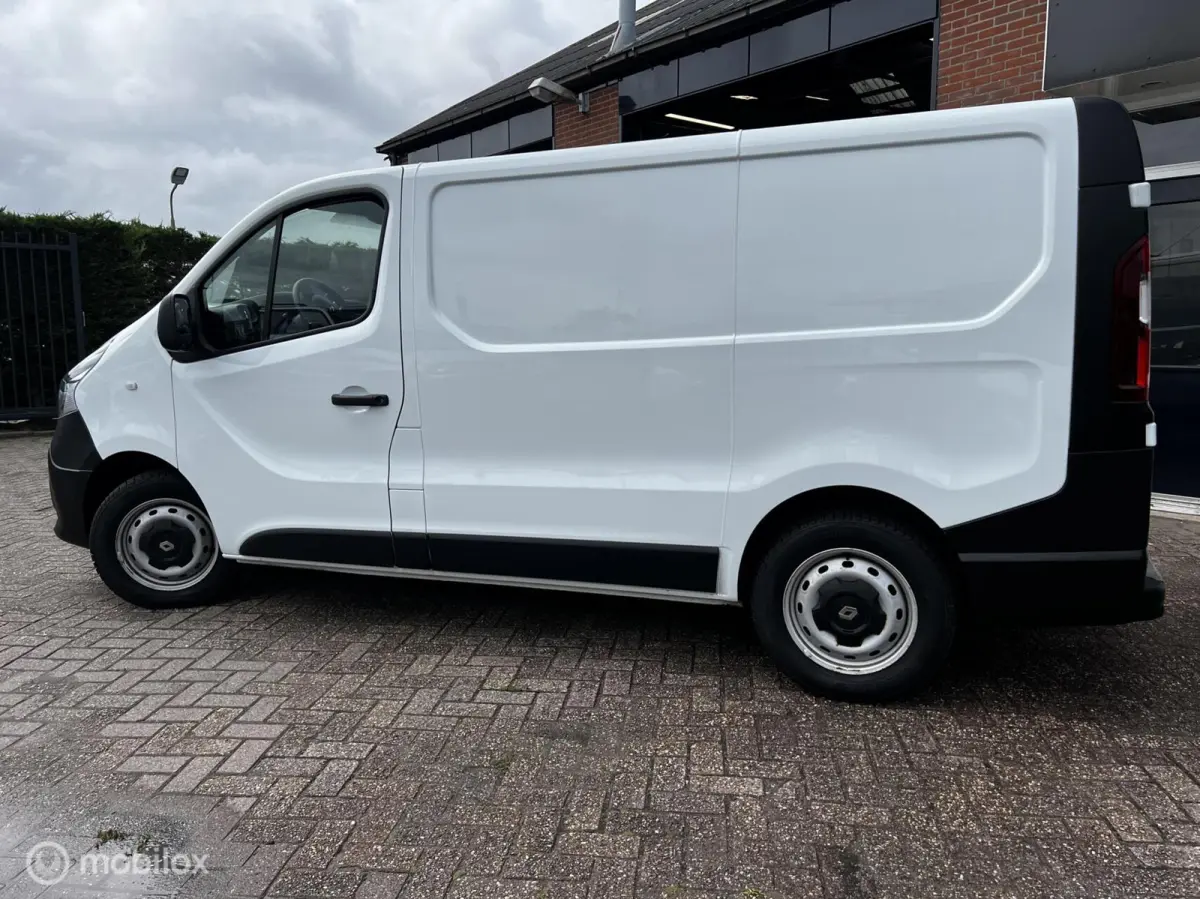 bestel 1.6 dCi T27 L1H1 Comfort 201120 km