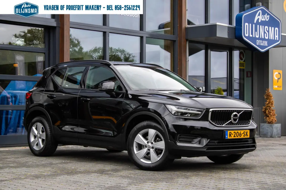1.5 T3 Momentum|Stoelverwarming|Camera|Trekhaak|Leer|