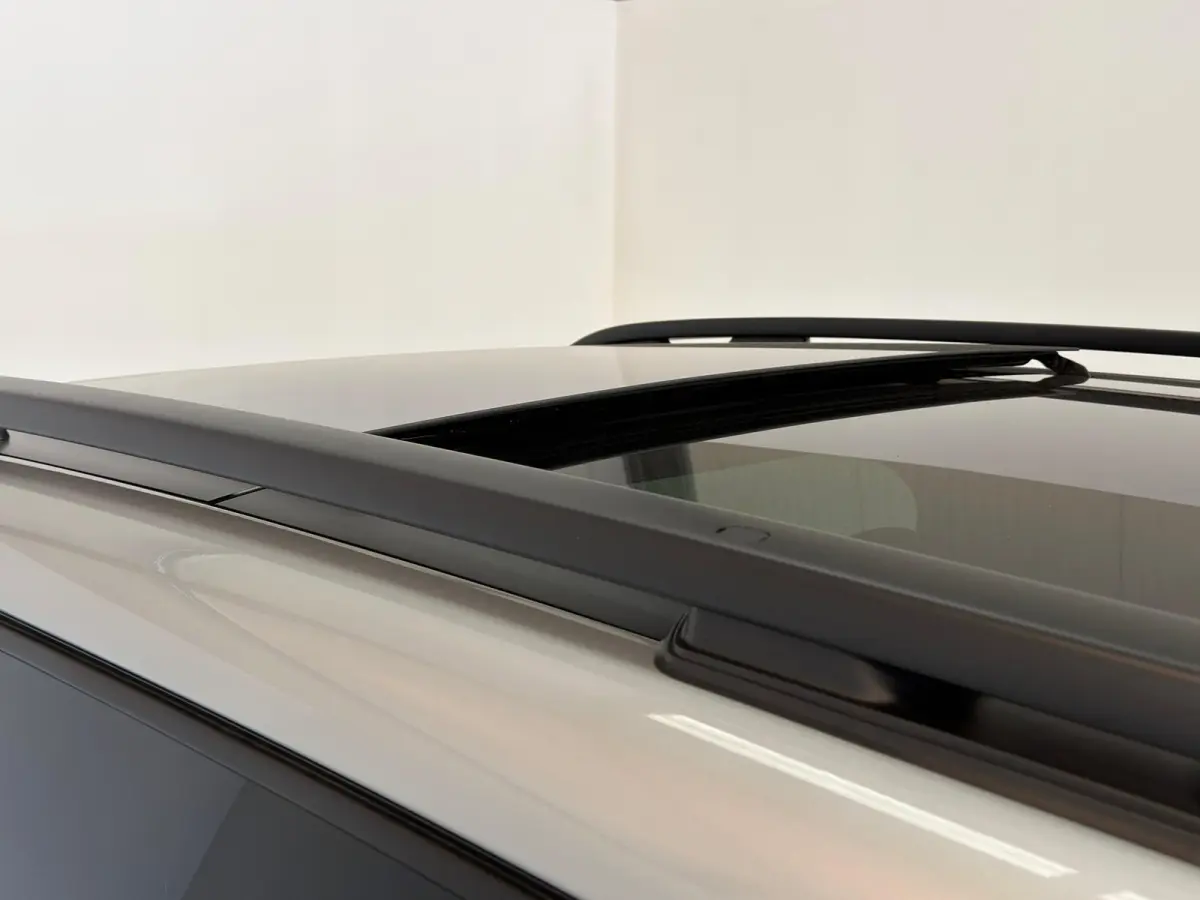 1.3T-e Freedom / Pano / Leder / Beats / CarPlay