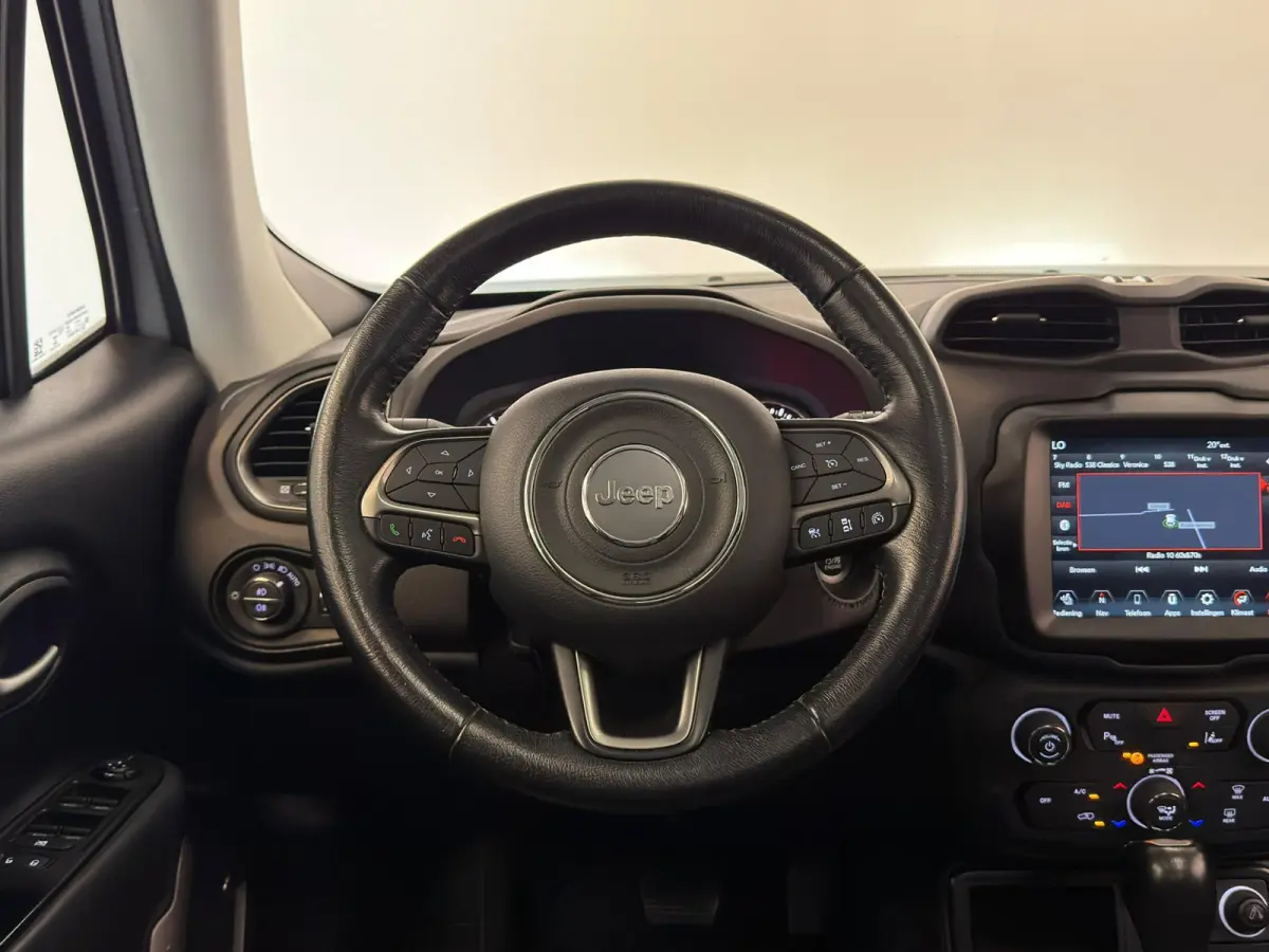1.3T-e Freedom / Pano / Leder / Beats / CarPlay