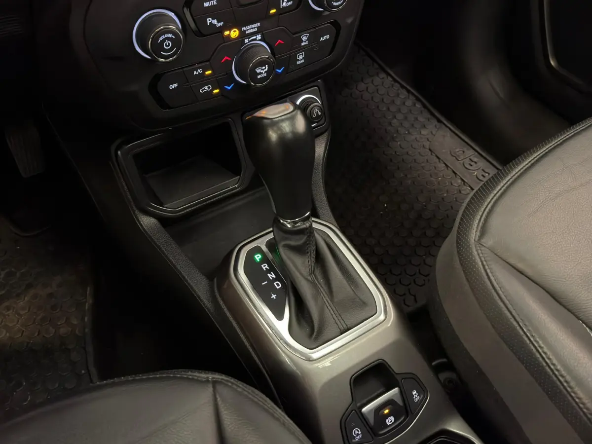 1.3T-e Freedom / Pano / Leder / Beats / CarPlay