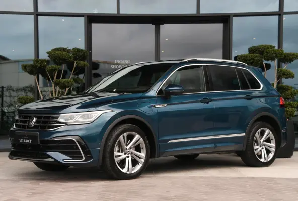 1.4 TSI eHybrid R-Line Business+ VOL | LEDER | PANO