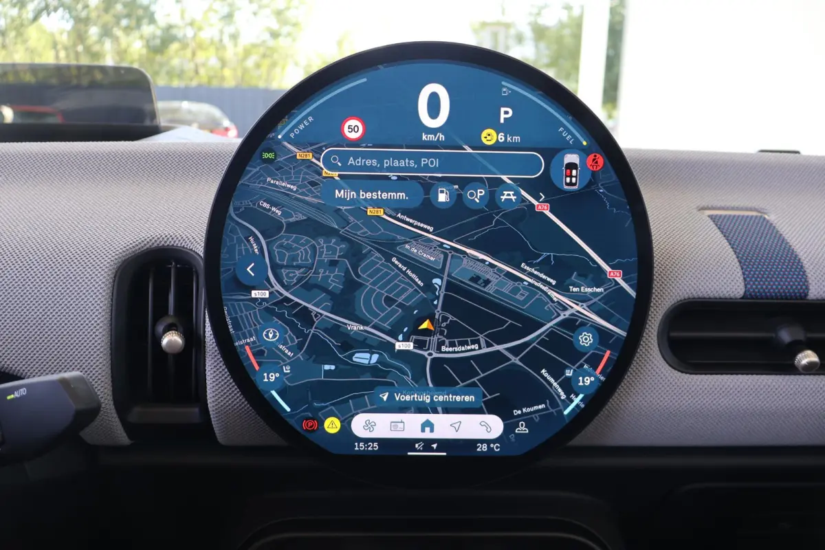 2.0 C Favoured L | Head-Up Display | Stoel- en Stuurverwarming | Parking Assistant