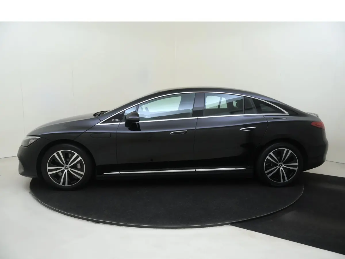 300 Business Line 89 kWh