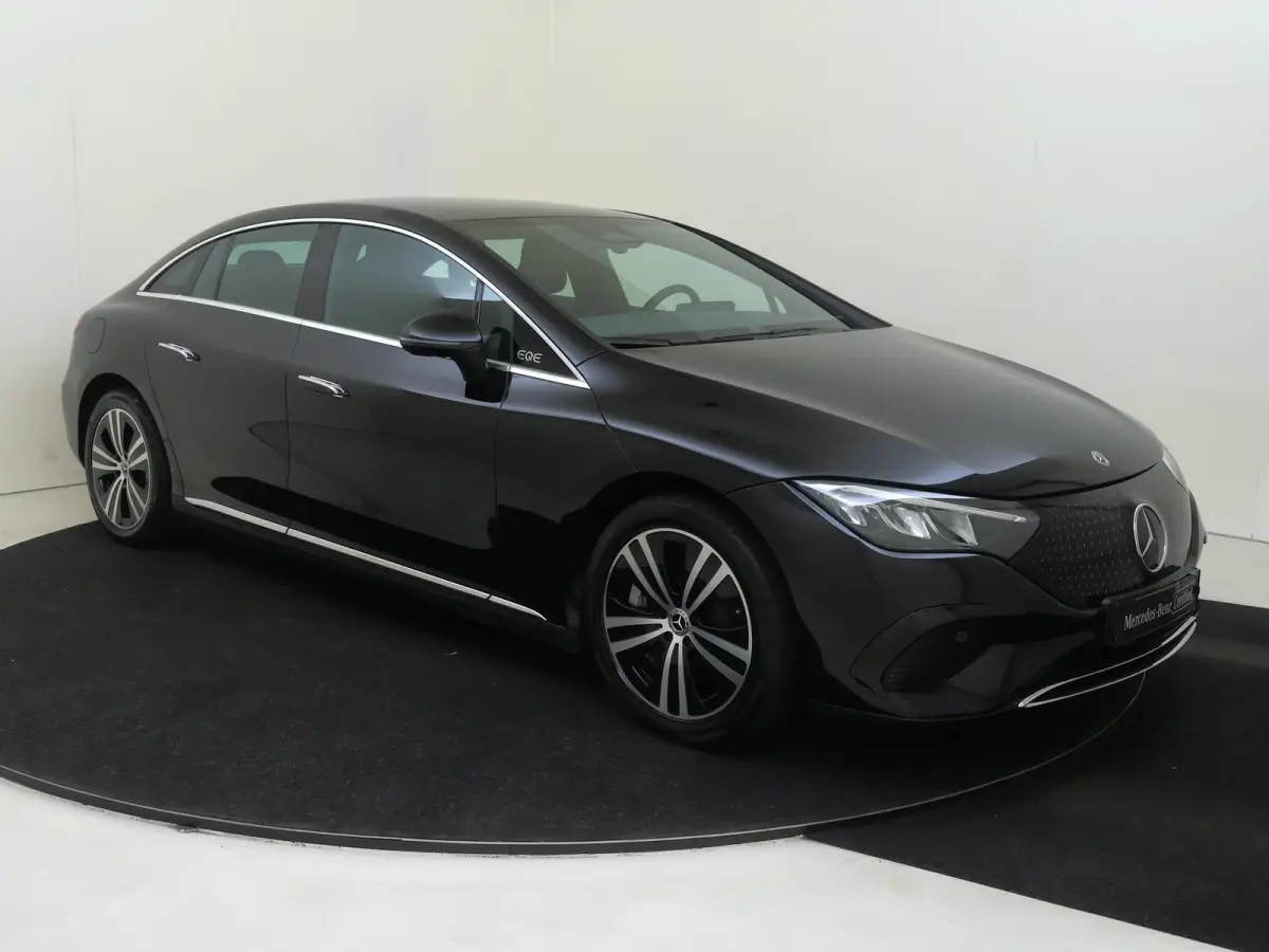 300 Business Line 89 kWh
