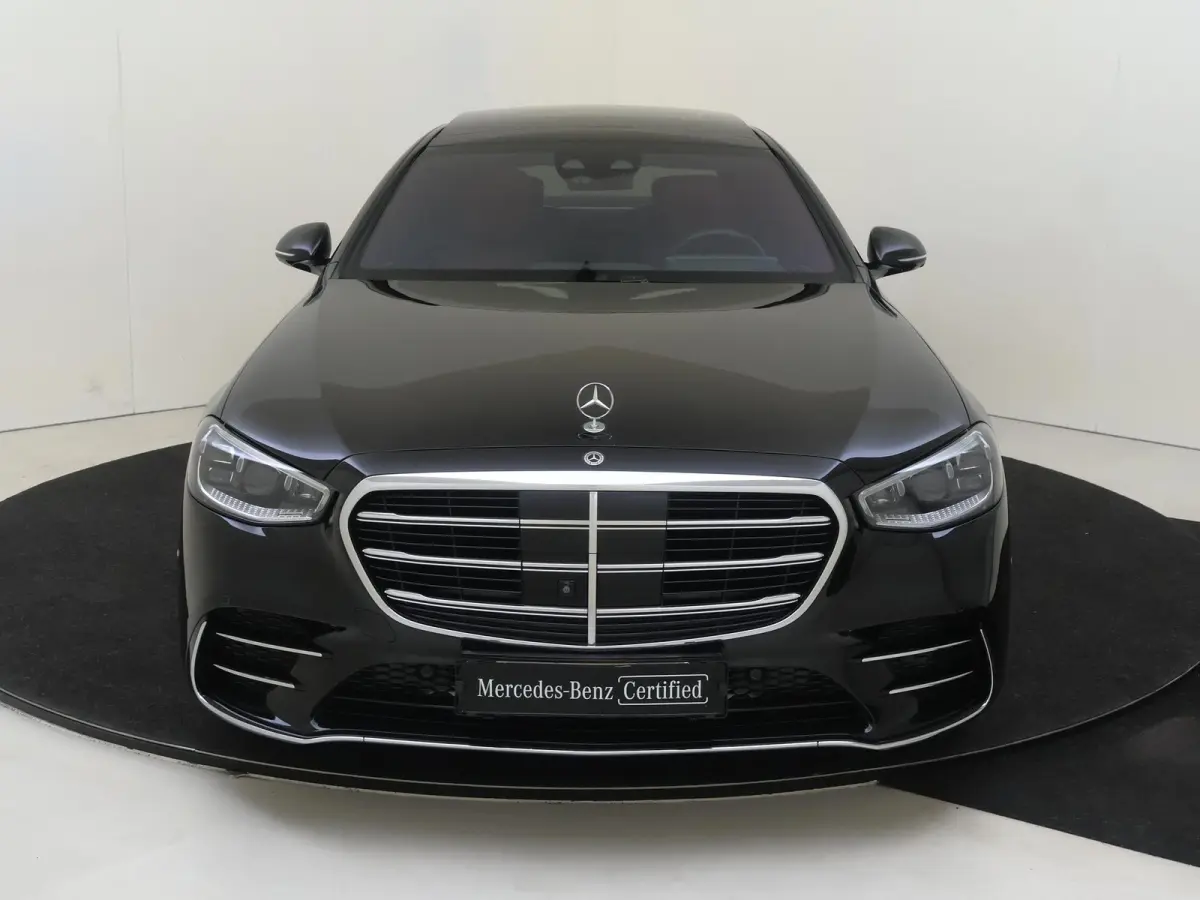 500 4MATIC Lang AMG Line / Premium Plus/ 21 inch/ Achterasbesturing/ Burmester 3D/ Rear Executive Pakket/ Koelkast