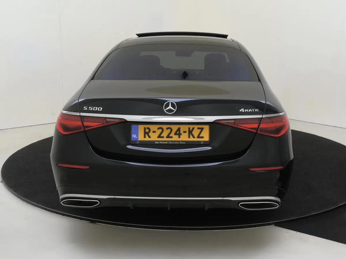 500 4MATIC Lang AMG Line / Premium Plus/ 21 inch/ Achterasbesturing/ Burmester 3D/ Rear Executive Pakket/ Koelkast