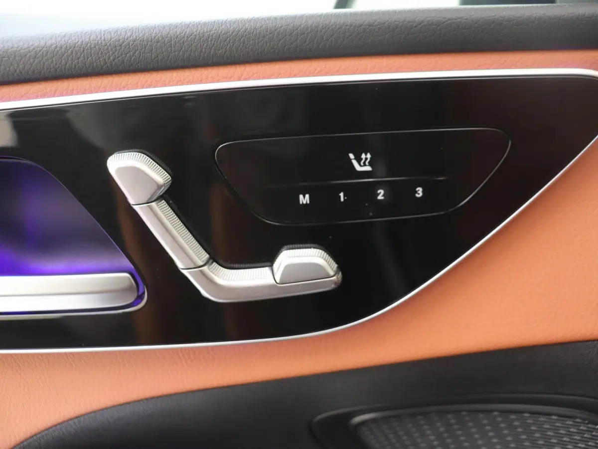 200 Launch Edition Luxury Line / Panoramadak/ Memory/ Sfeerverlichting/