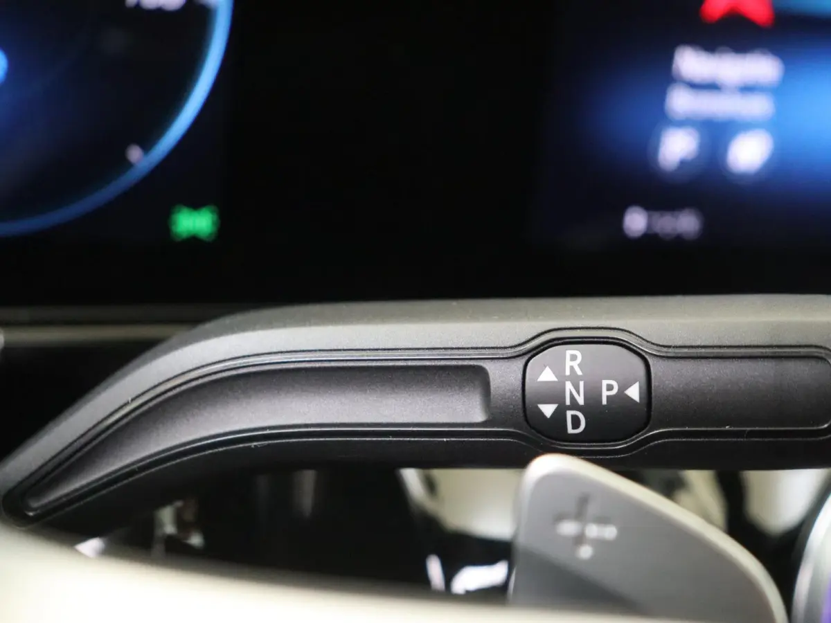 250 Business Solution AMG 67 kWh / Burmester / Headup-Display / 360Graden-Camera / Panaromadak / Memory-Stoelen /