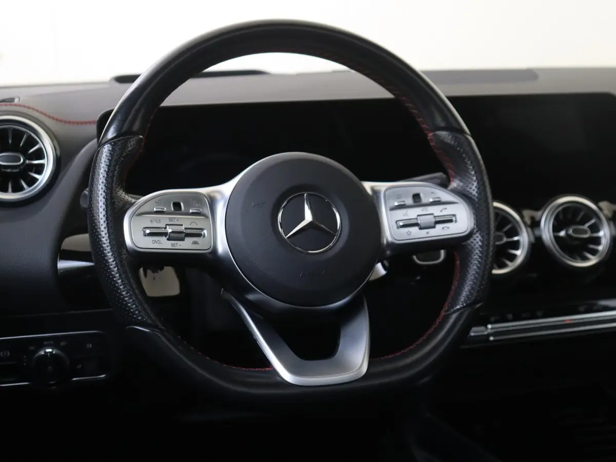 250 Business Solution AMG 67 kWh / Burmester / Headup-Display / 360Graden-Camera / Panaromadak / Memory-Stoelen /