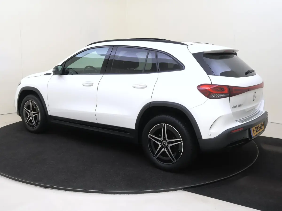 250 Business Solution AMG 67 kWh / Burmester / Headup-Display / 360Graden-Camera / Panaromadak / Memory-Stoelen /