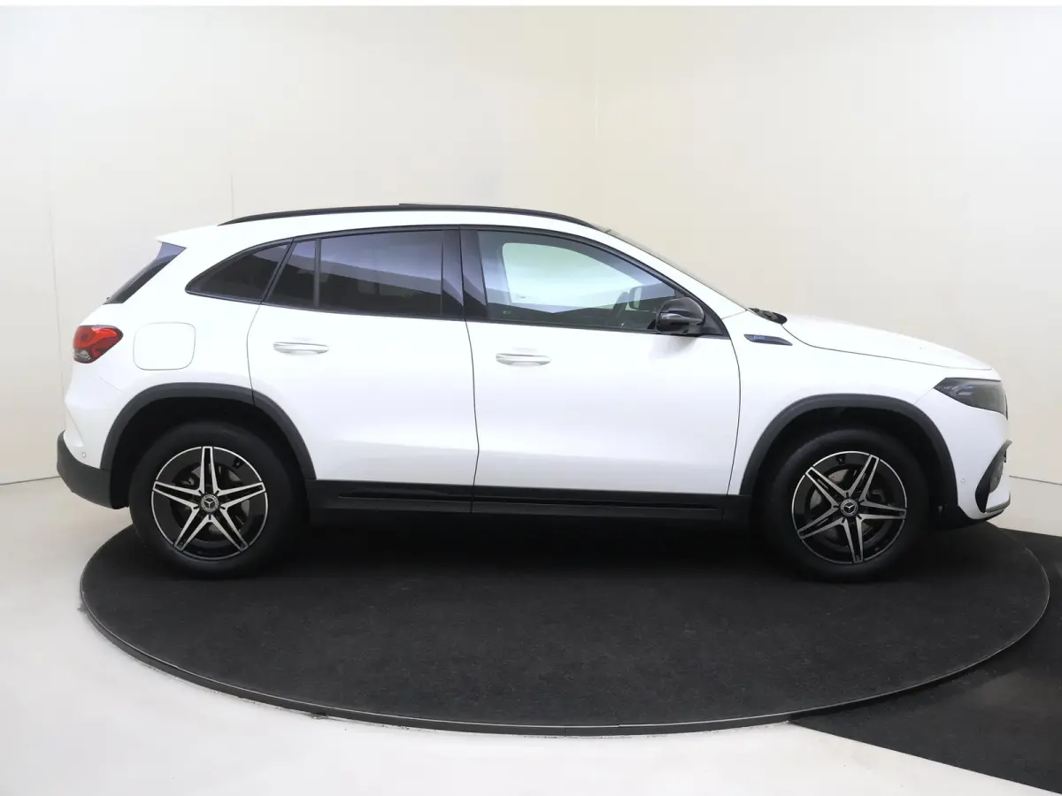 250 Business Solution AMG 67 kWh / Burmester / Headup-Display / 360Graden-Camera / Panaromadak / Memory-Stoelen /