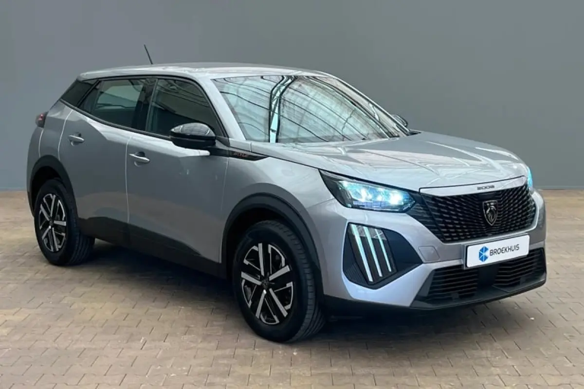1.2 Hybrid 136 Style Climate | Carplay | Cruise | Parkeersensoren Achter | LED | DAB| Airco (automatisch) | Apple Carplay/Android Auto|telefoonintegratie premium | Buitenspiegels in afwijken