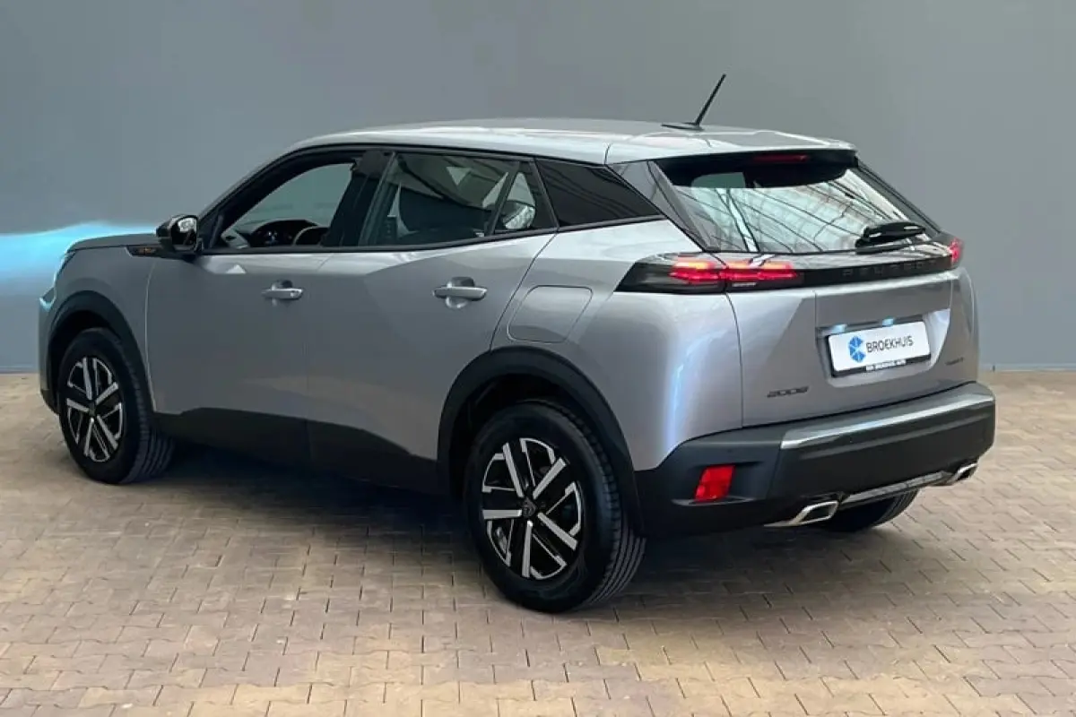 1.2 Hybrid 136 Style Climate | Carplay | Cruise | Parkeersensoren Achter | LED | DAB| Airco (automatisch) | Apple Carplay/Android Auto|telefoonintegratie premium | Buitenspiegels in afwijken