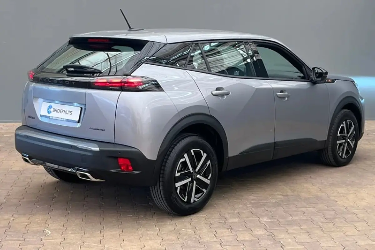 1.2 Hybrid 136 Style Climate | Carplay | Cruise | Parkeersensoren Achter | LED | DAB| Airco (automatisch) | Apple Carplay/Android Auto|telefoonintegratie premium | Buitenspiegels in afwijken