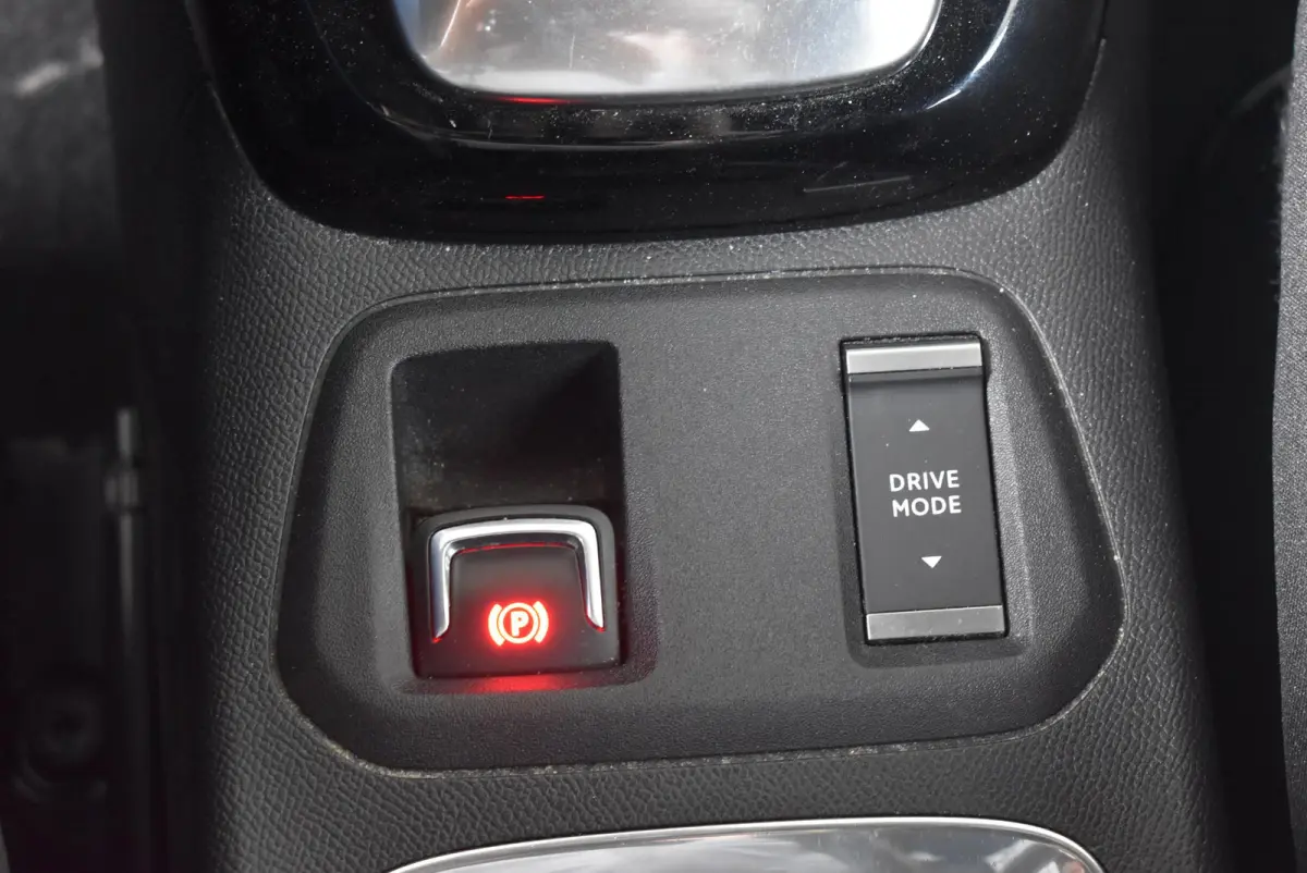 GS Line 50 kWh | Camera | Apple Carplay/Android Auto | 17" Lichtmetalen velgen | SOH 91%